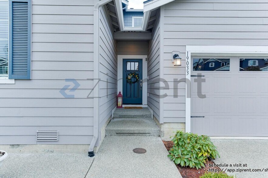 Building Photo - 19033 129th St E