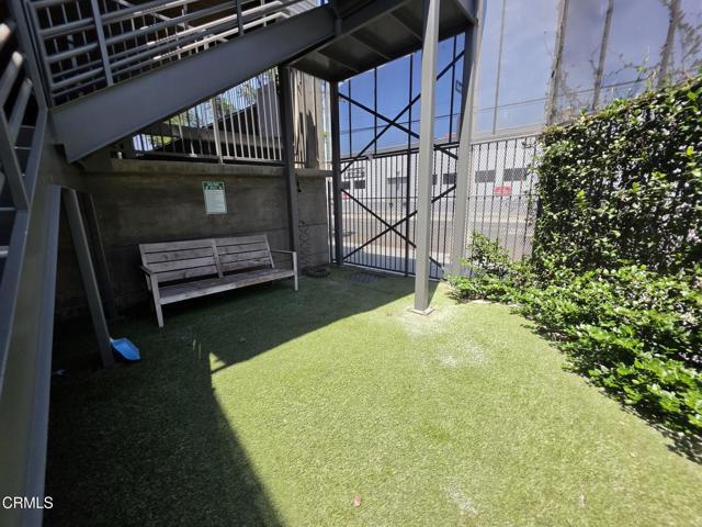 Building Photo - 200 N San Fernando Rd