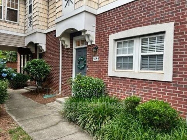 Primary Photo - 3043 Uxbridge Woods Ct