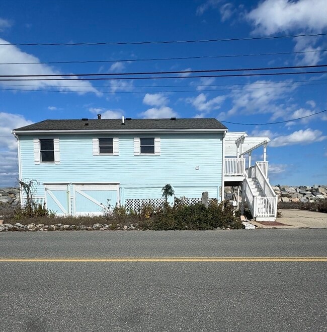 Building Photo - 1122 Nantasket Ave