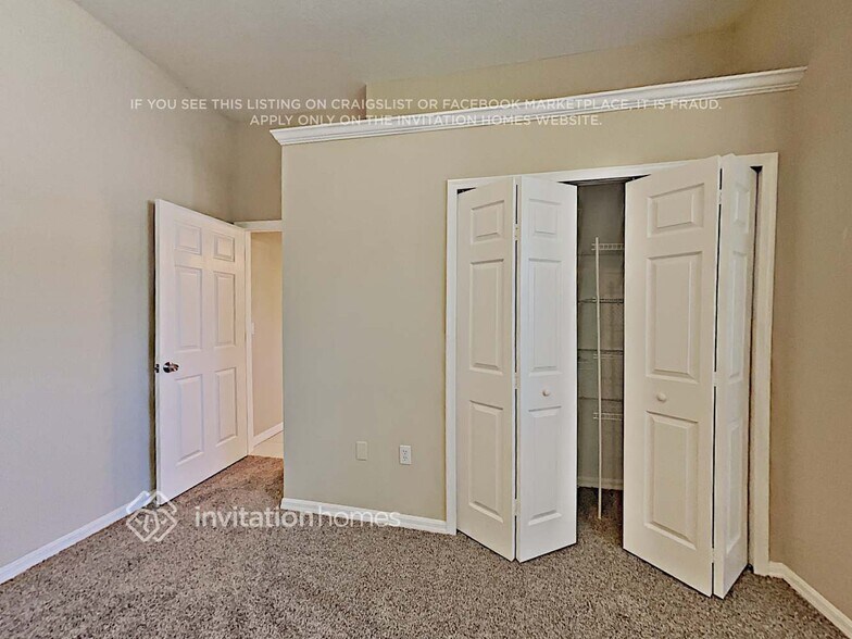 Building Photo - 7119 Pine Valley St