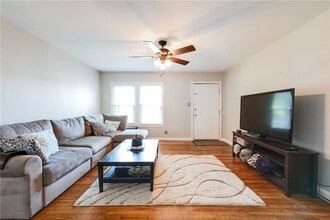 Building Photo - 7815 Hardy Dr