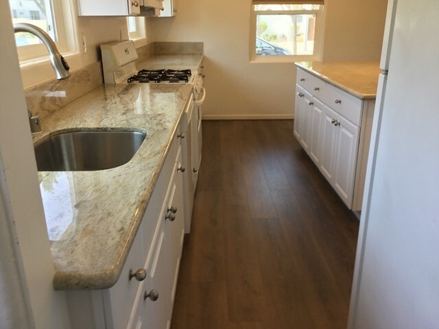 Building Photo - 9038 Hubbard St