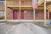 Building Photo - 12827 Chapman Hwy