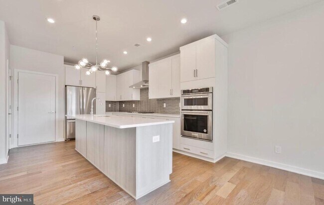 Building Photo - 7512 Sawyer Farm Wy