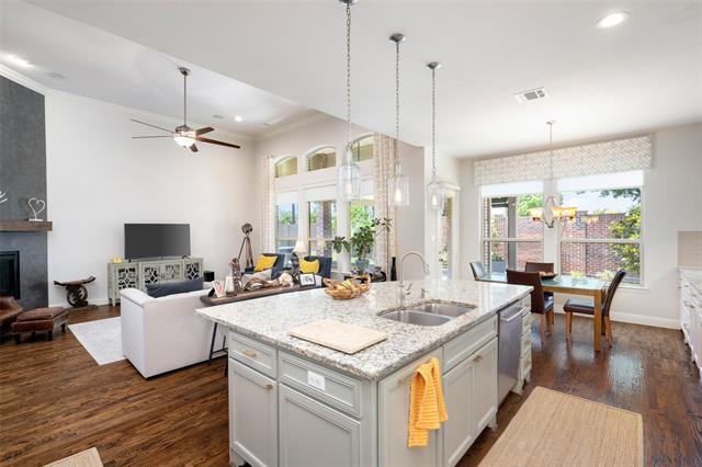 Building Photo - 6313 Cobbie Creek Dr