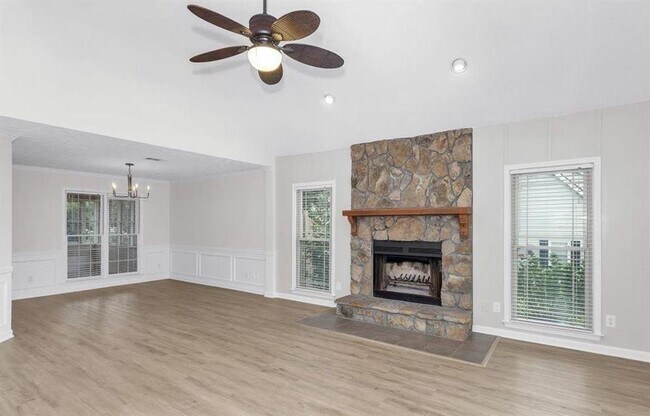 Building Photo - 1491 Pinyon Pl