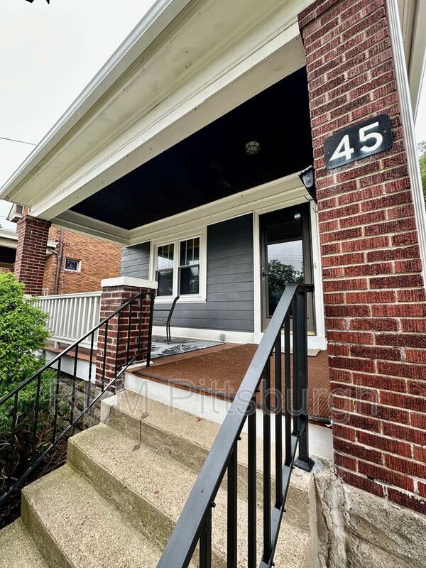 Building Photo - 45 Shady Dr W