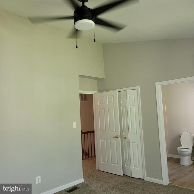 Building Photo - 733 Orley Pl