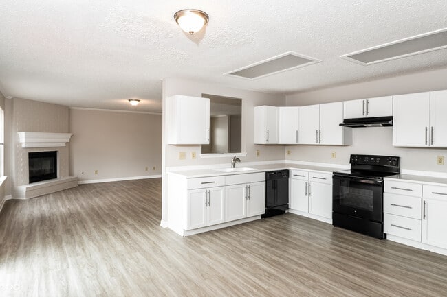 Building Photo - 9919 Orange Blossom Trail