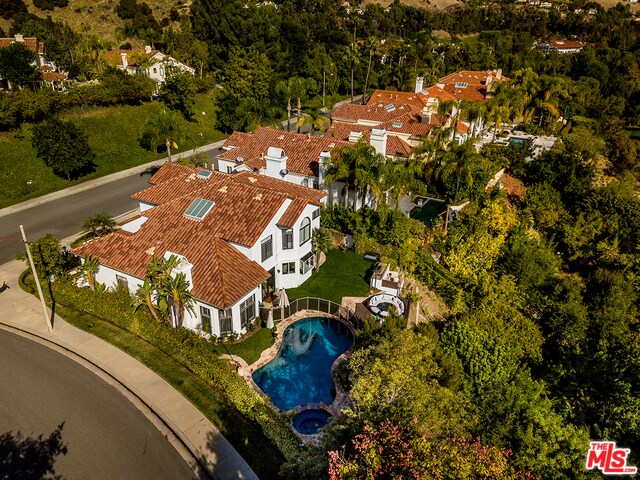 Building Photo - 3806 Paseo Primario