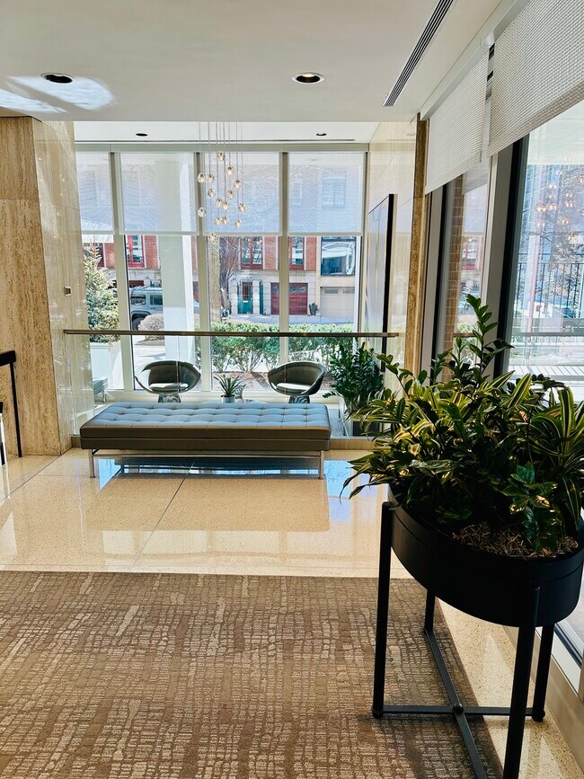 Building Photo - 88 W Schiller St