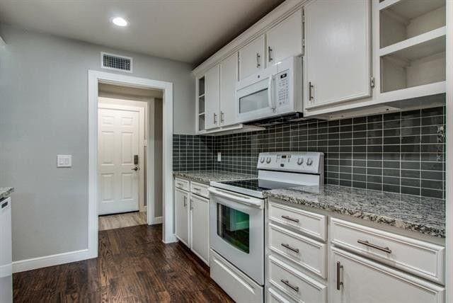 Building Photo - 514 Hunters Glen St