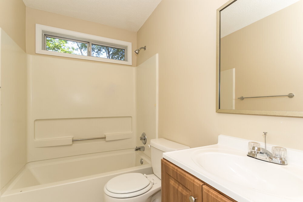 Building Photo - 153 Country Mill Ln