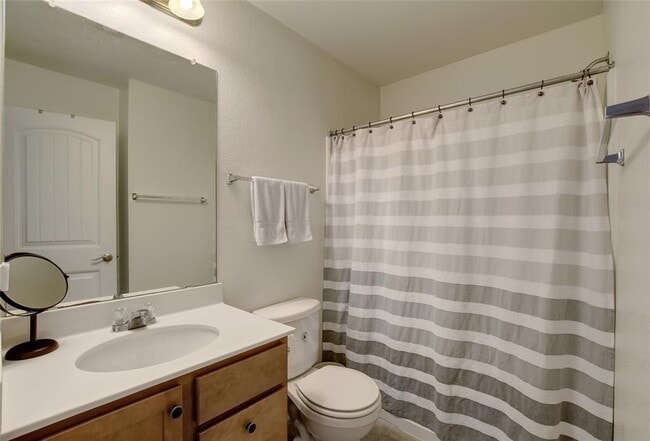 Building Photo - 9017 Norwich Castle