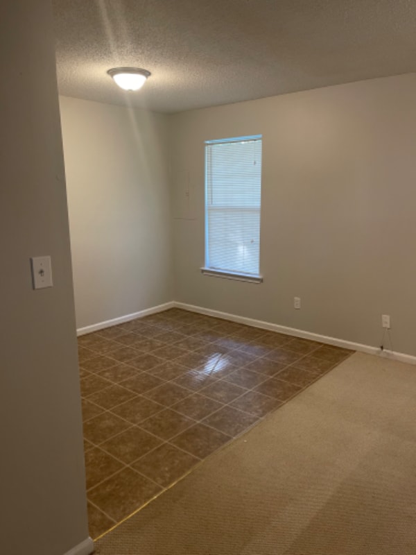 Building Photo - 268 Wexford Dr