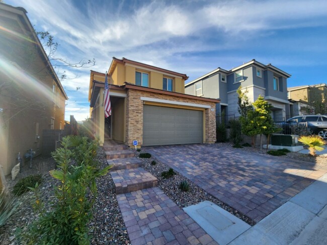 Primary Photo - Upgraded 3 Bedroom with a Pool in a Gated ...