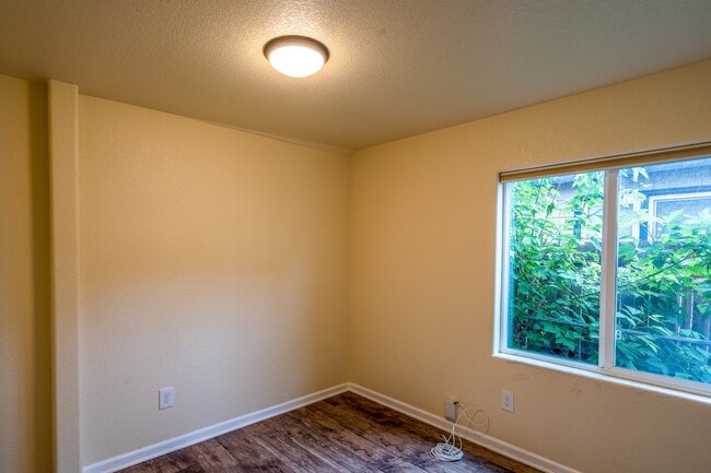 Building Photo - 2909 W Kiowa St