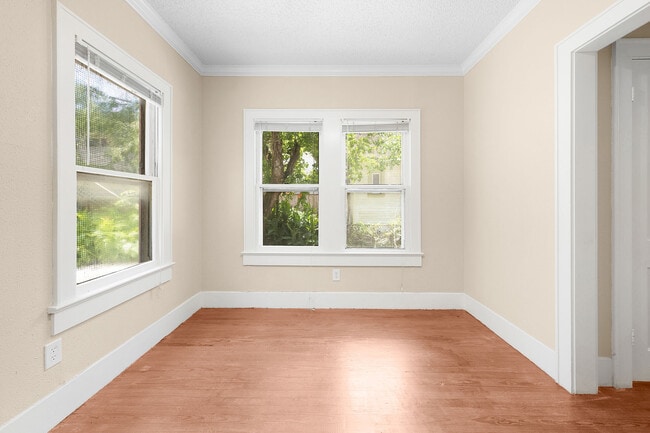 Building Photo - 1324 Allston St