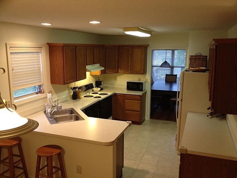 Building Photo - 10904 Sweet Water Dr