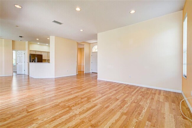 Building Photo - 5621 52nd Ave W