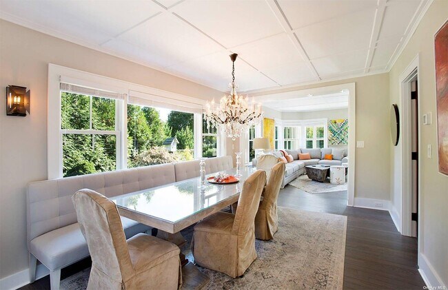 Building Photo - 7 Miller Ln W