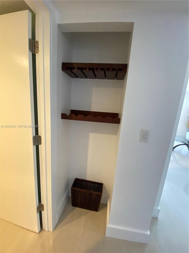 Building Photo - 1500 S Ocean Dr