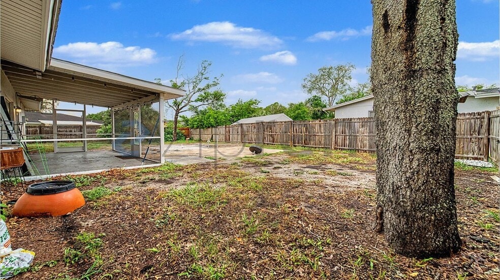 Building Photo - Unit