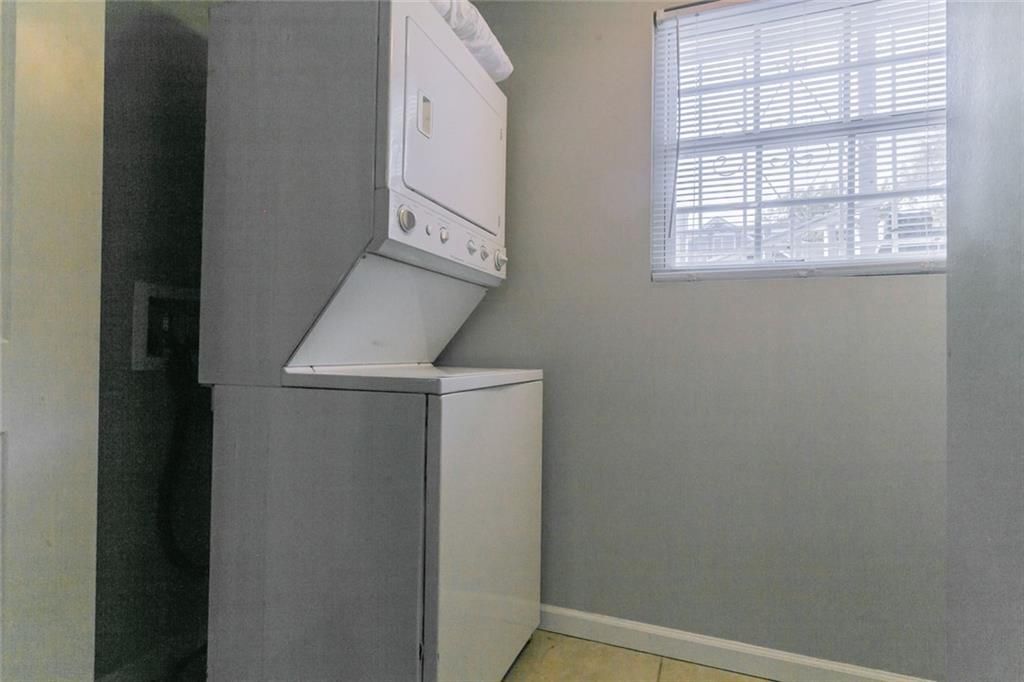 Building Photo - 99 Ericson St SE