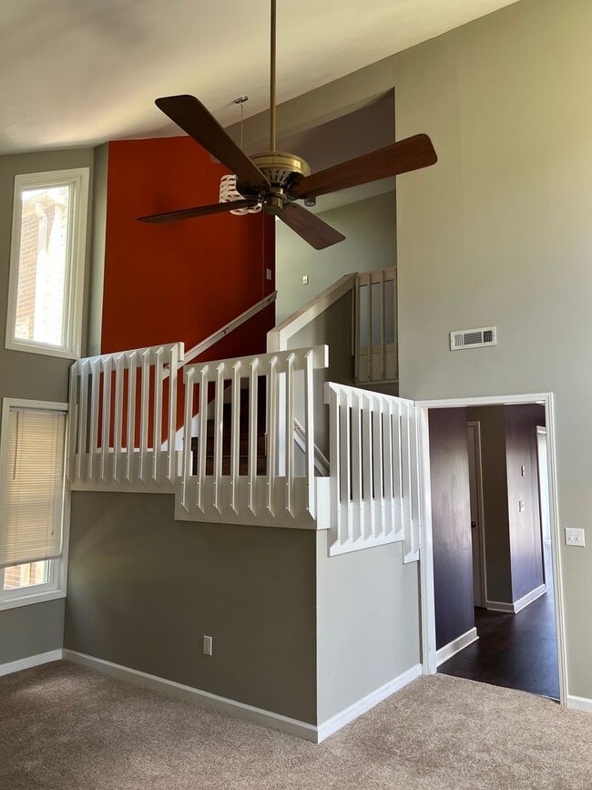 Building Photo - 107 Kingswood Dr