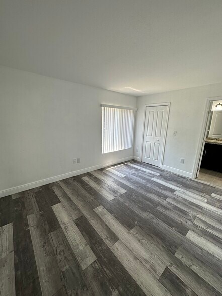 Building Photo - 2341 NW 33rd St