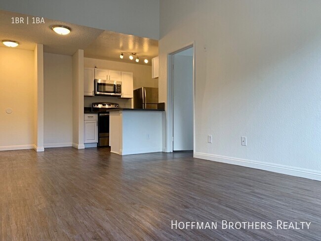 Primary Photo - 4126 N Eagle Rock Blvd
