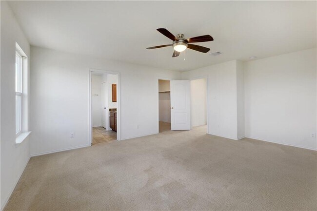 Building Photo - 7929 Arezzo Dr