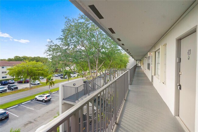 Building Photo - 300 SW 134th Way