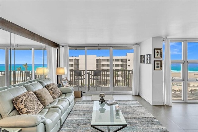 Building Photo - 525 N Ocean Blvd