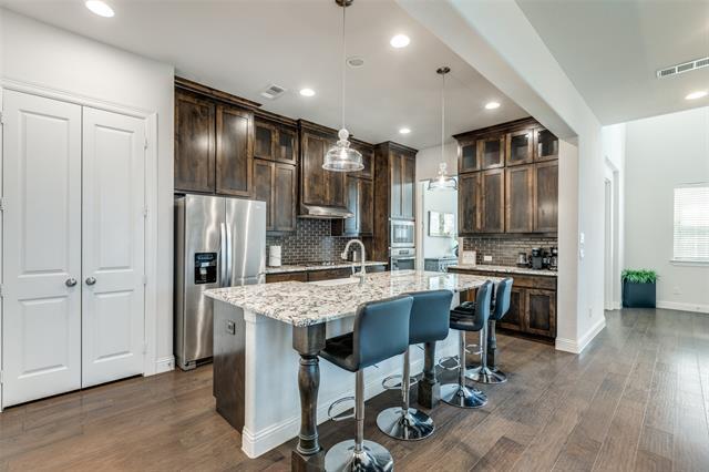 Building Photo - 814 Davids Way