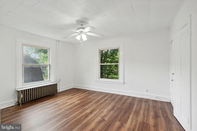 Building Photo - 313 Dartmouth Ave