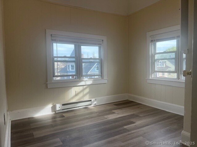 Building Photo - 32 Hazelwood Ave