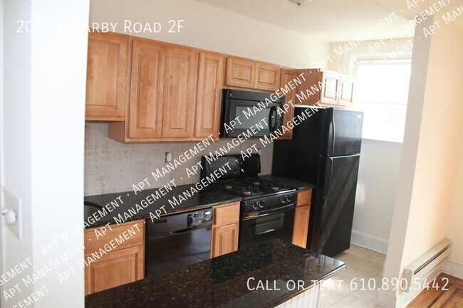 Building Photo - 2033 E Darby Rd