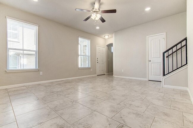 Building Photo - 414 Epiphany Ln