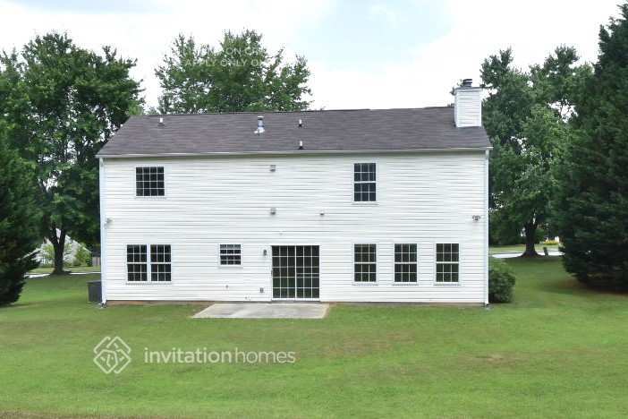 Building Photo - 714 Hillmont Dr