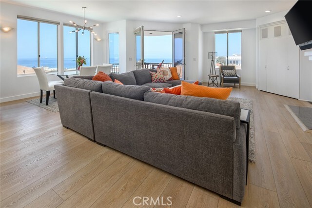 Building Photo - 216 23rd St