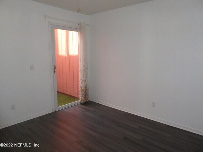 Building Photo - 14317 Coral Reef Dr S