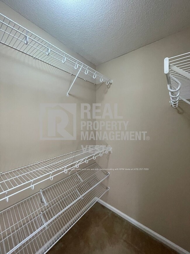 Building Photo - 316 Wynfield Ln