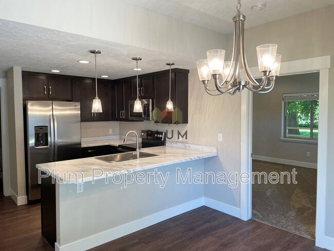 Building Photo - 2795 Hamilton Way