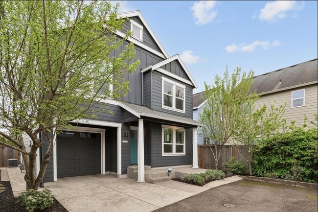 Building Photo - 14825 NW Highcroft Ct
