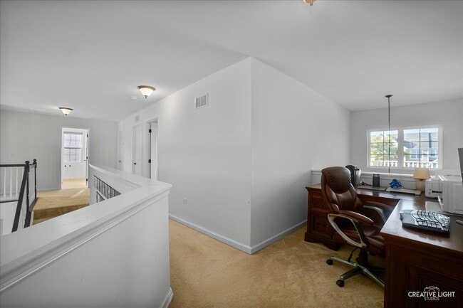 Building Photo - 3675 Shaughnessy Dr