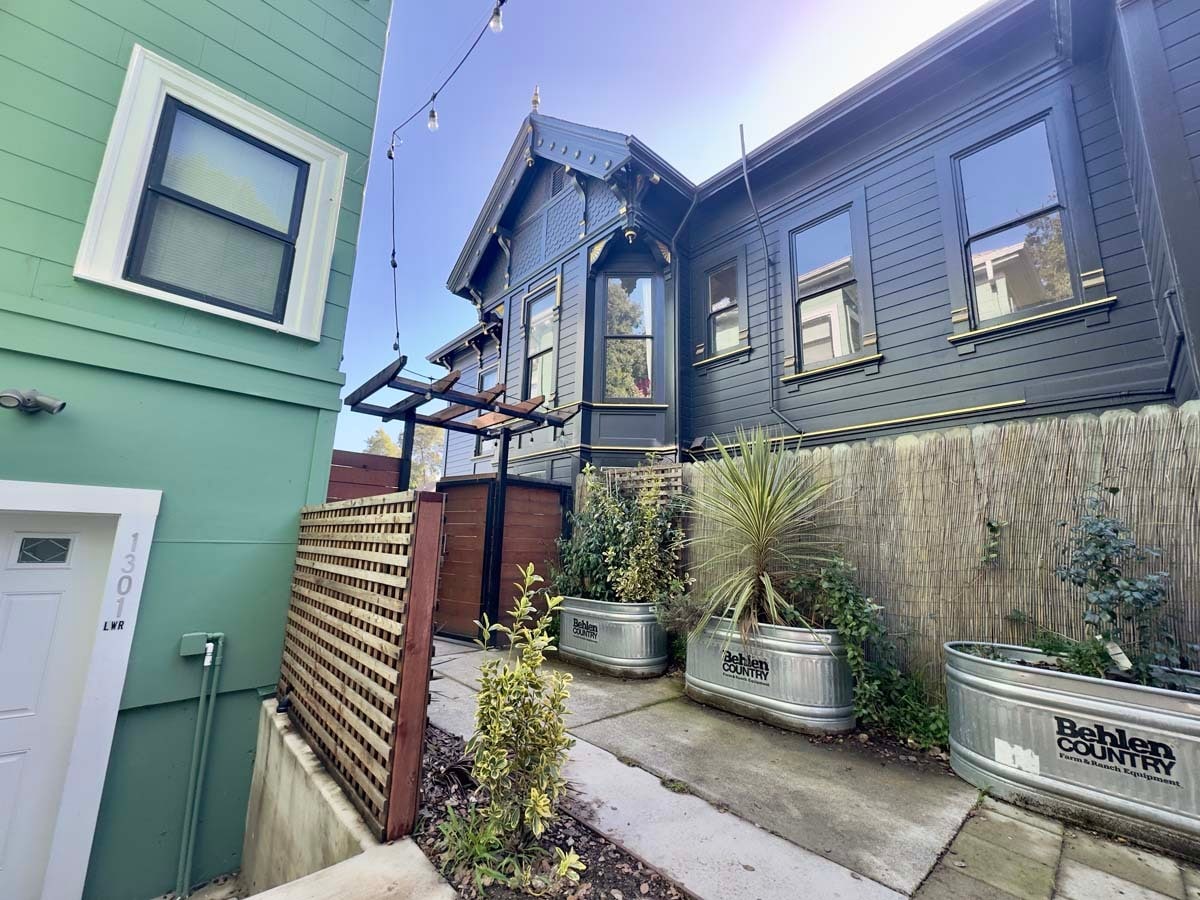 Building Photo - 1301 Adeline St