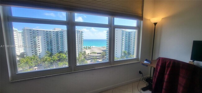 Building Photo - 3800 S Ocean Dr