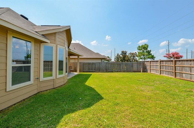 Building Photo - 21906 Cascade Hollow Ln